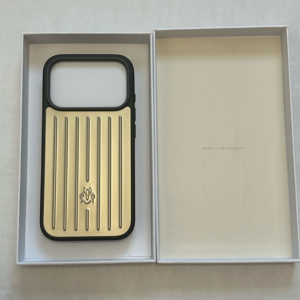 Rimowa Iphone Case Aluminum For Iphone 17 Pro TITANIUM